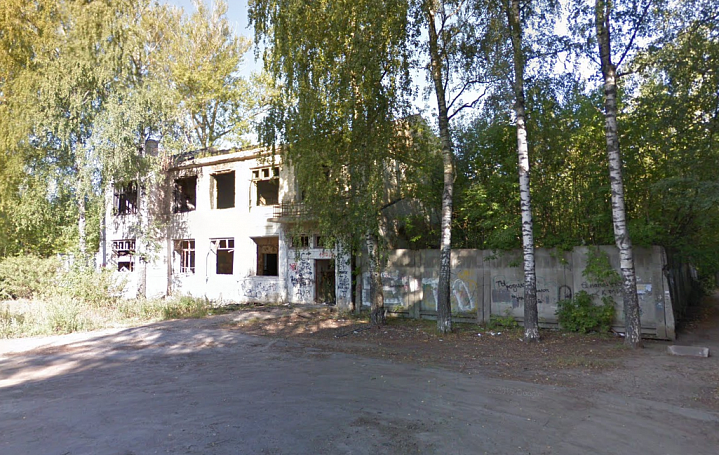 Учебно-производственный комбинат на улице Баренца сносят в Сормово